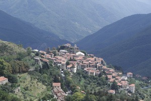 We are continually refining and adding to our portfolio of Nice Places to stay in Italy, so visit our site regularly to find somewhere just that little bit special. All our places to stay are presented with photos and descriptions taken and selected by us personally to give an impression as true to the reality as we can. All places are chosen by our team here in Italy for their combination of price, quality, charm and location. We work in partnership with family run hotels, guest houses and self-catering accommodations. This is NOT an unverified 'web portal' or online directory - we select only those places which we believe make excellent places to base a 1 week holiday or longer.